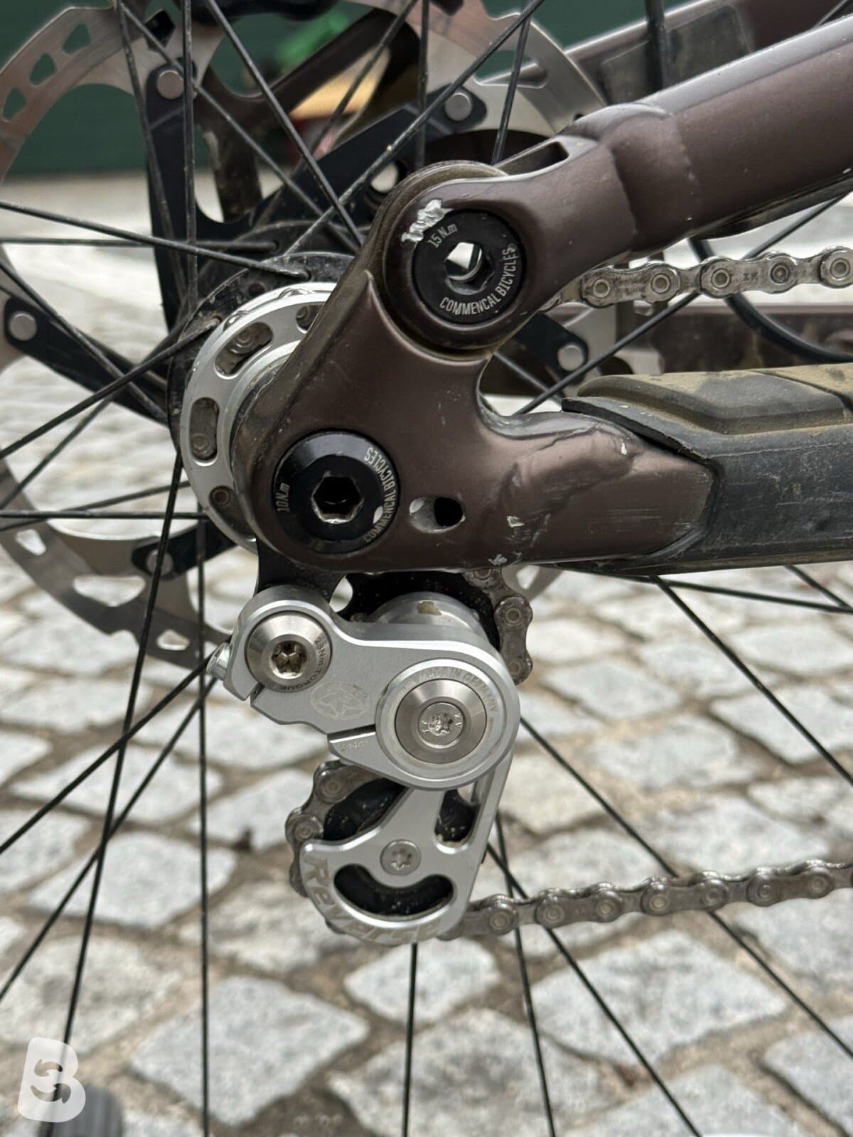 Commencal Clash Essential frozen brown 2023