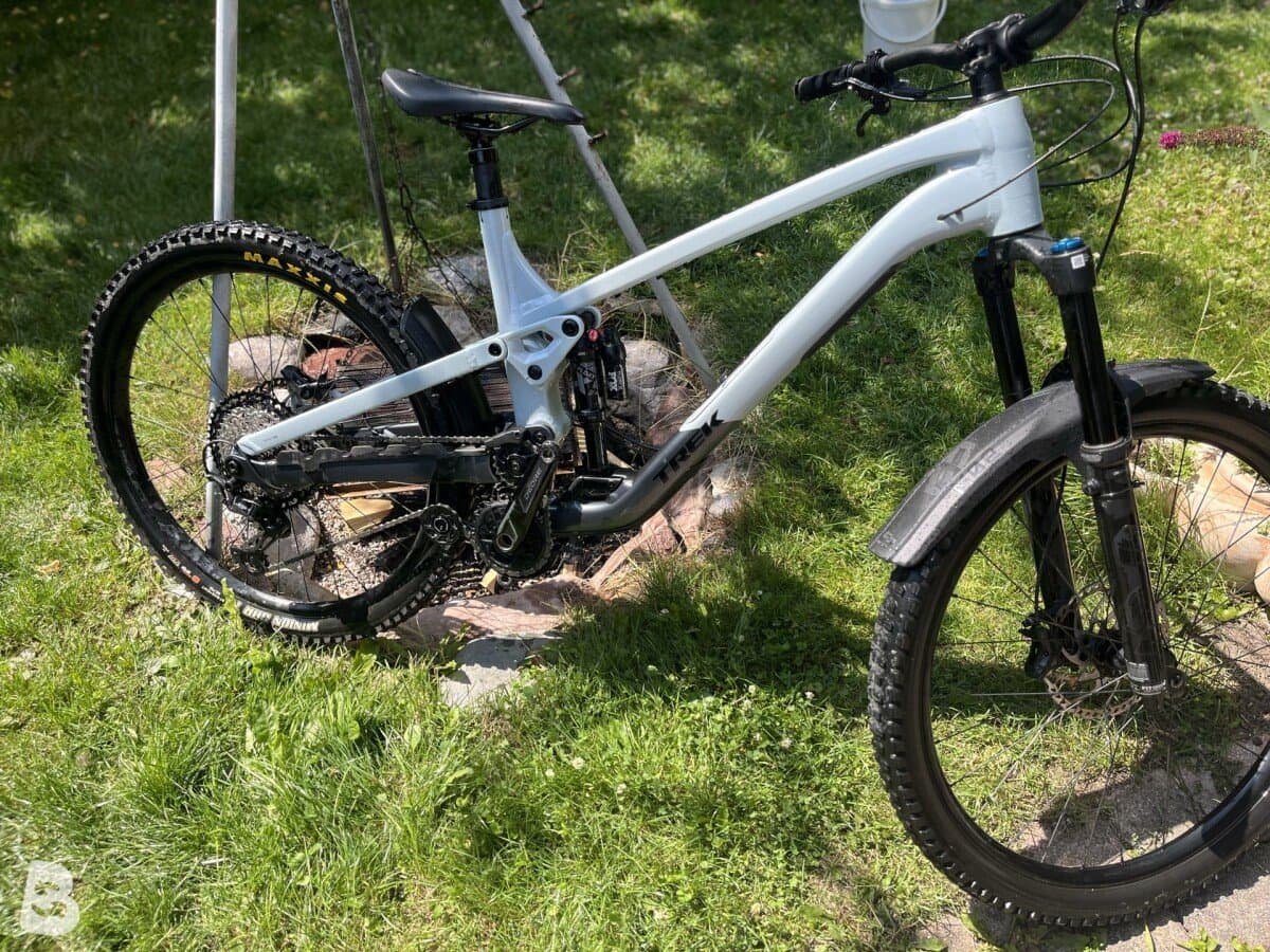 Trek Slash 8 Gen 6 2024