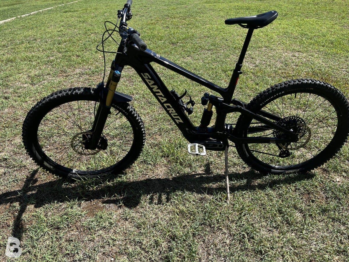 Santa Cruz BULLIT X01 / Coil / AXS / RSV / Carbon CC / MX 2024