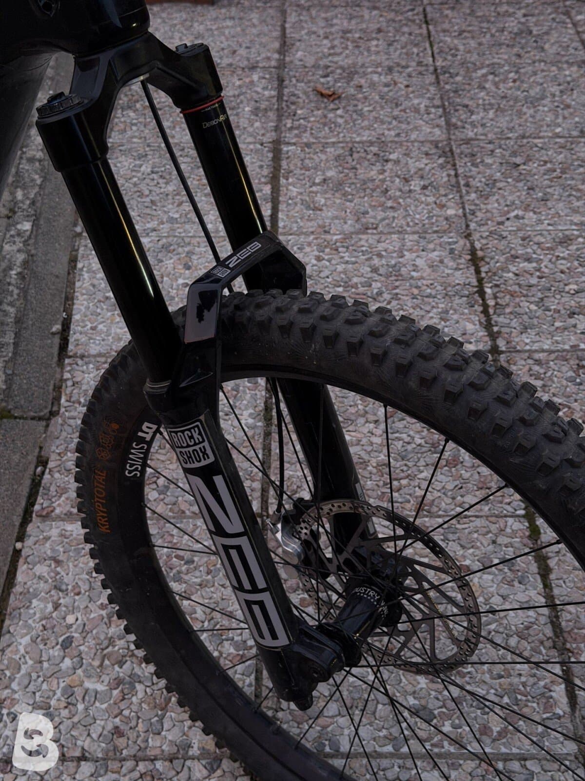Nukeproof Mega 297 Carbon RS 2025