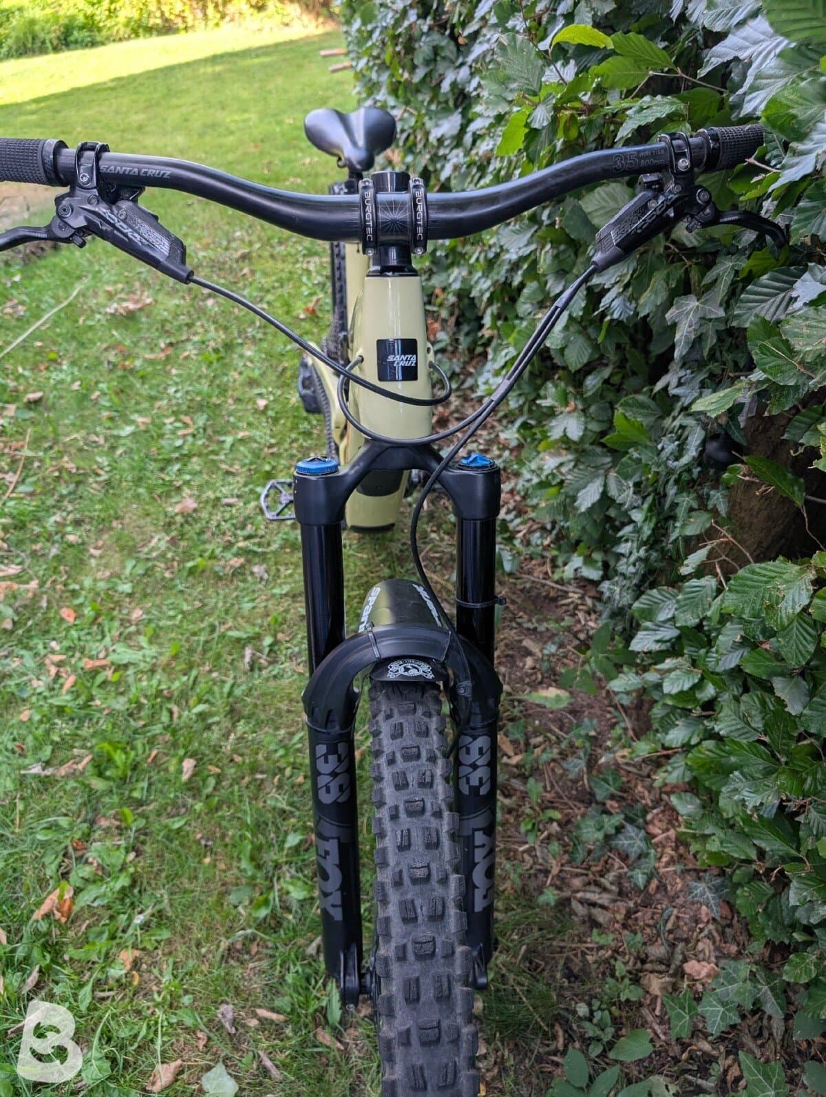 Santa Cruz NOMAD GX AXS / Carbon C 2024