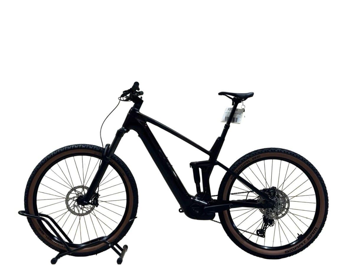 Cube Stereo Hybrid 140 HPC Race 750 Carbon Shimano XT 2024