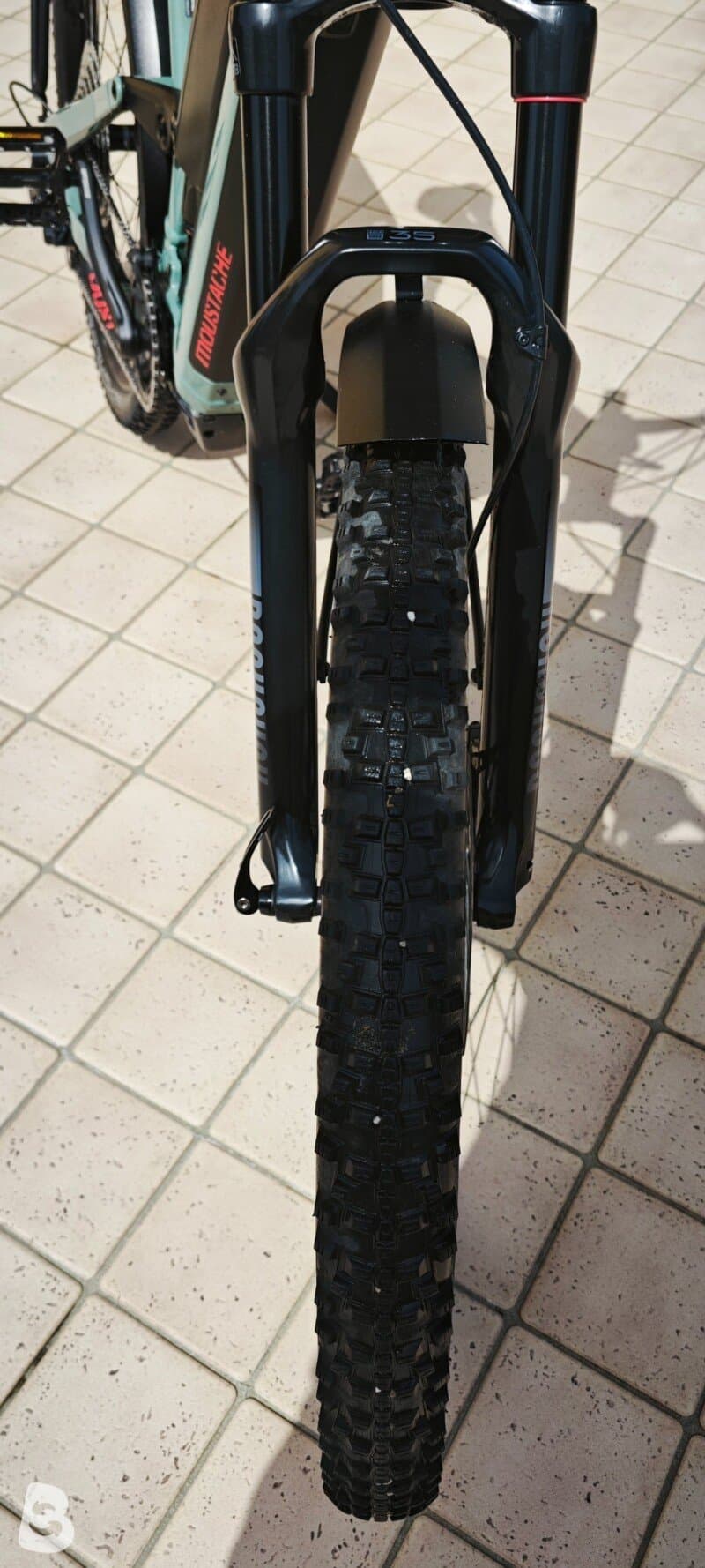 Moustache Samedi weekend 27 Fs Dual Eq 2024