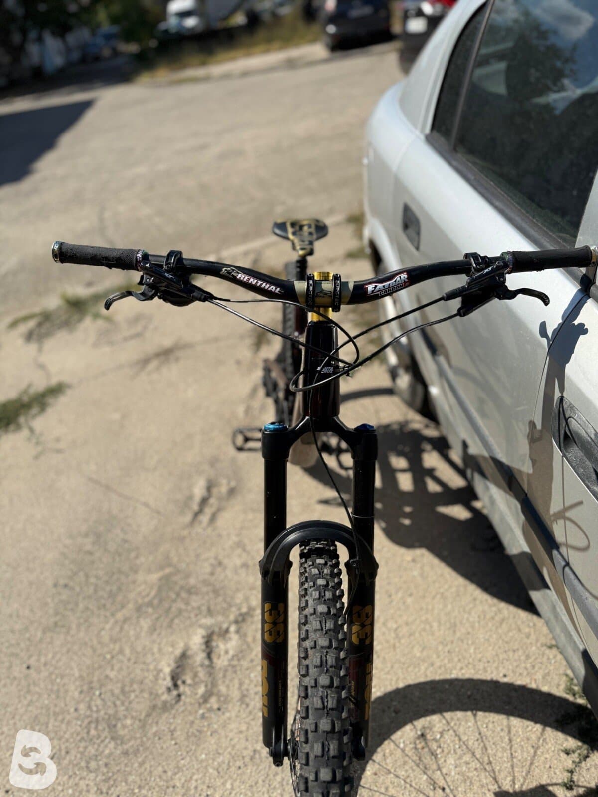 Santa Cruz Nomad XT 2021