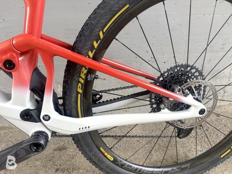 Mondraker F-PODIUM R 2024