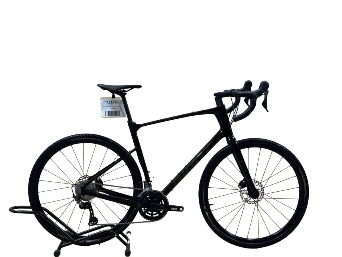 Giant Revolt Advanced 2 Carbon Shimano GRX 2023