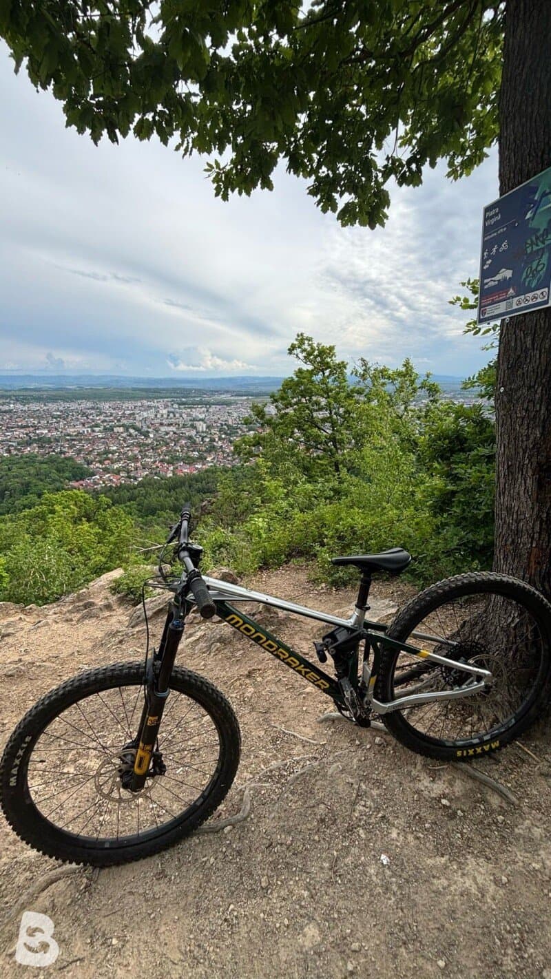 Mondraker Superfoxy R 2024
