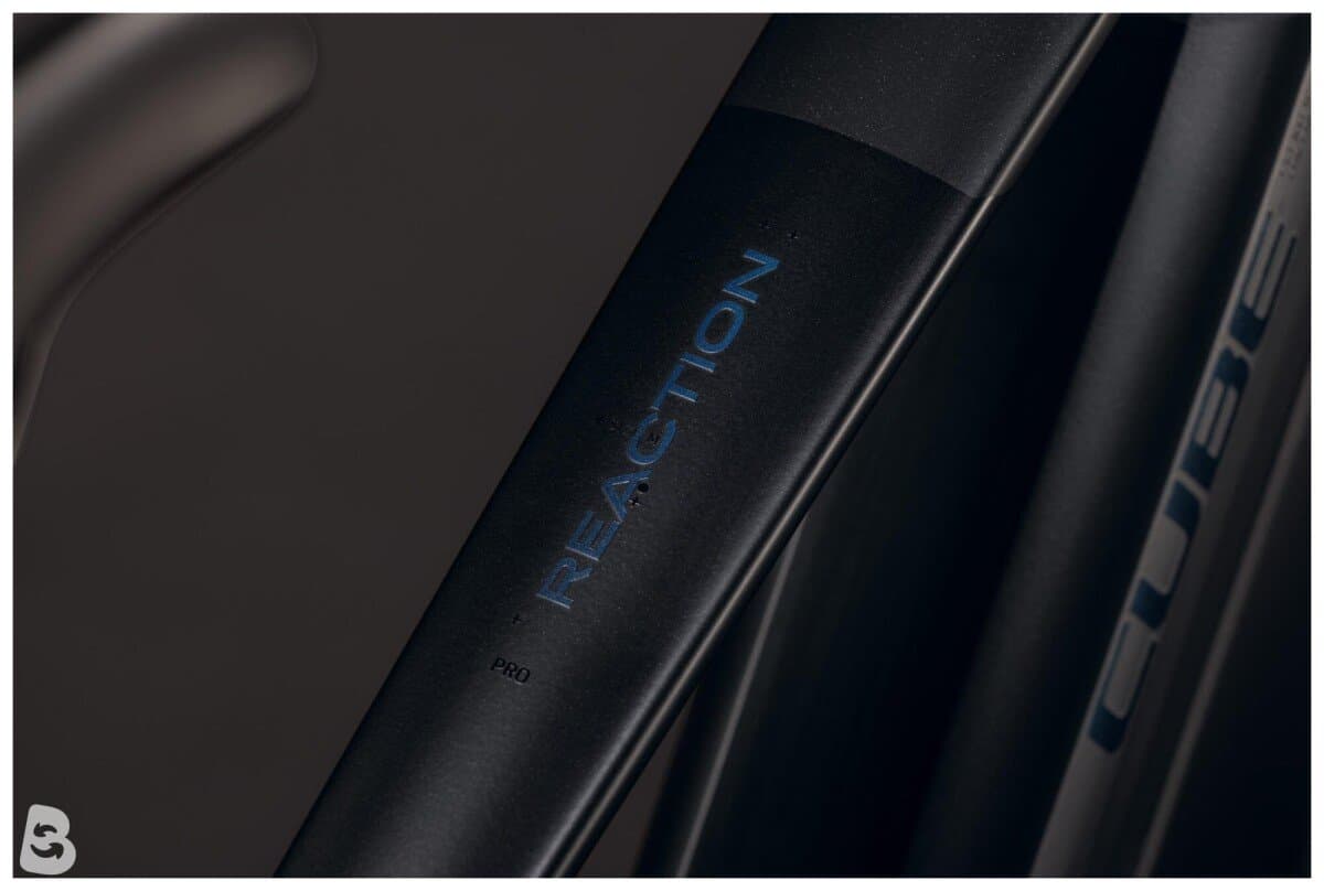 Cube Reaction Hybrid Pro 800 FE silverdust´n´prism 2027