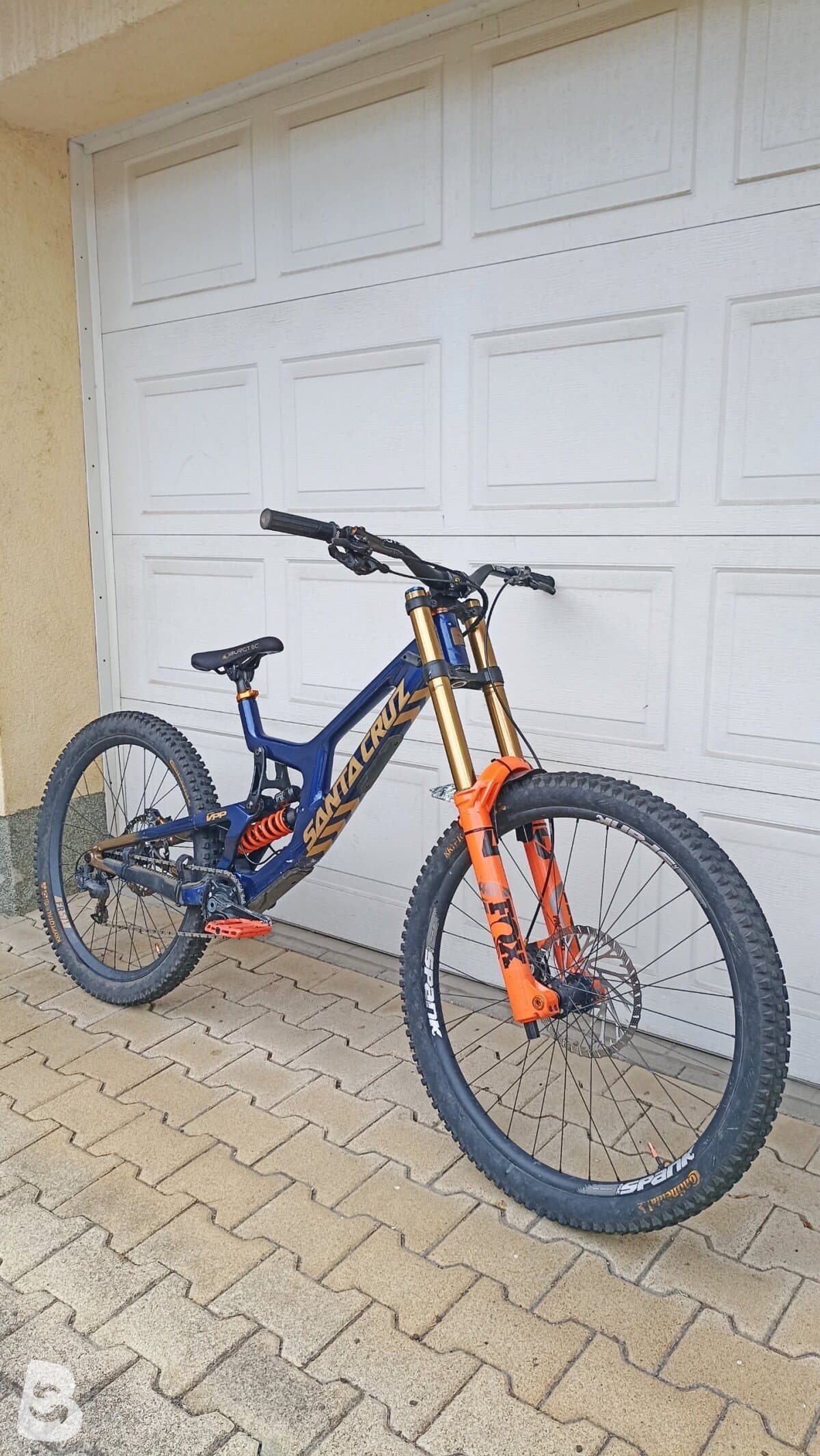 Santa Cruz V10 S MX / Carbon CC 2023