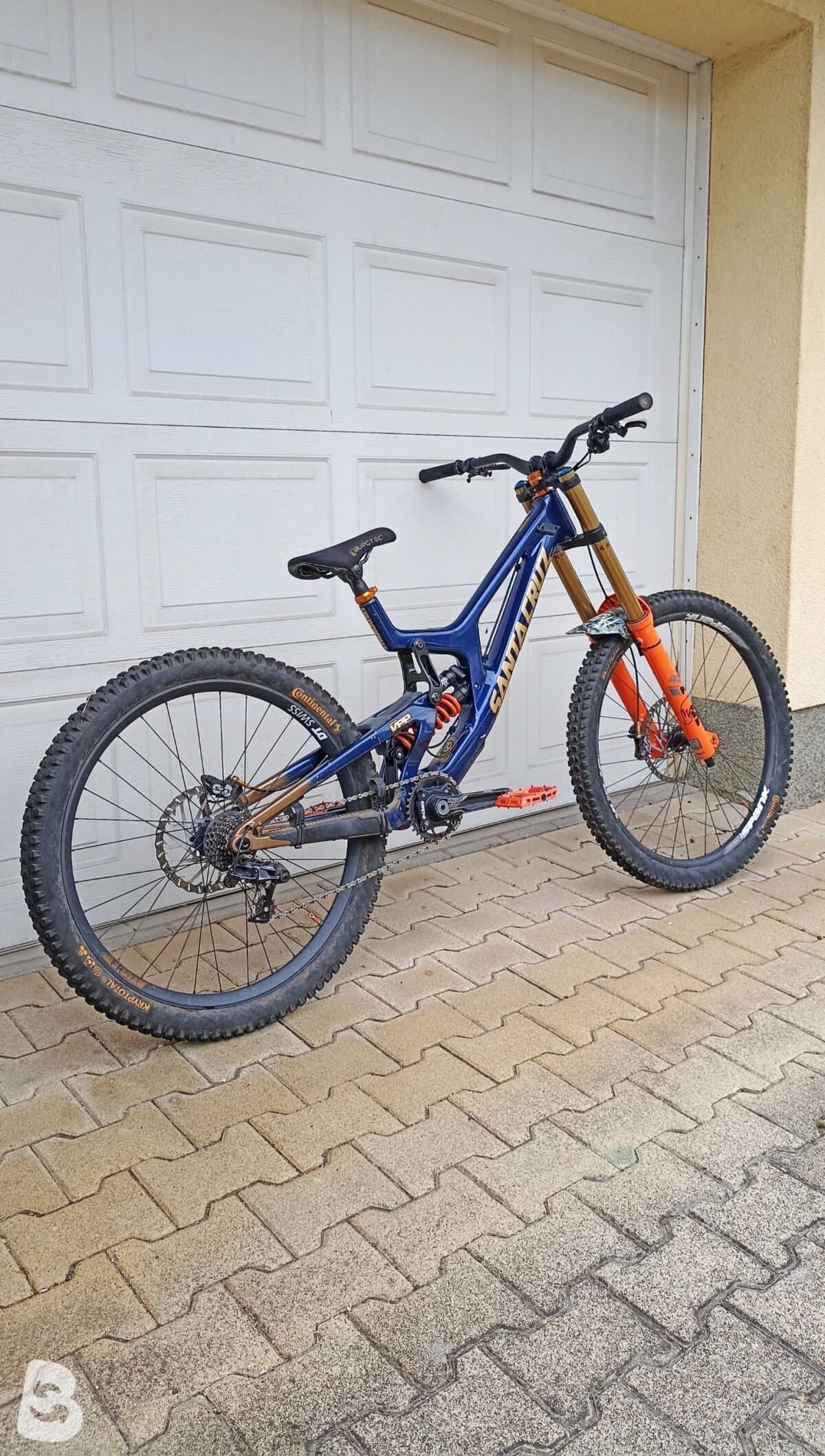 Santa Cruz V10 S MX / Carbon CC 2023