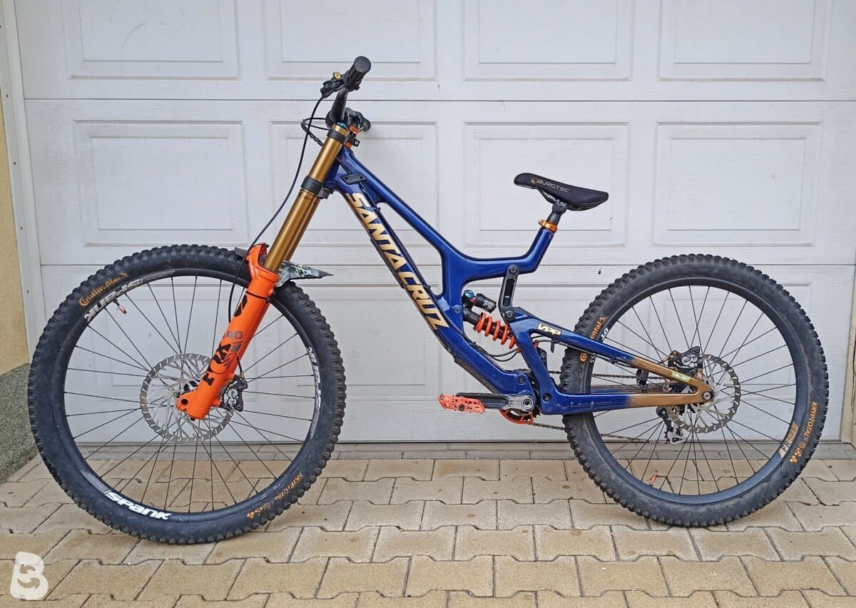 Santa Cruz V10 S MX / Carbon CC 2023