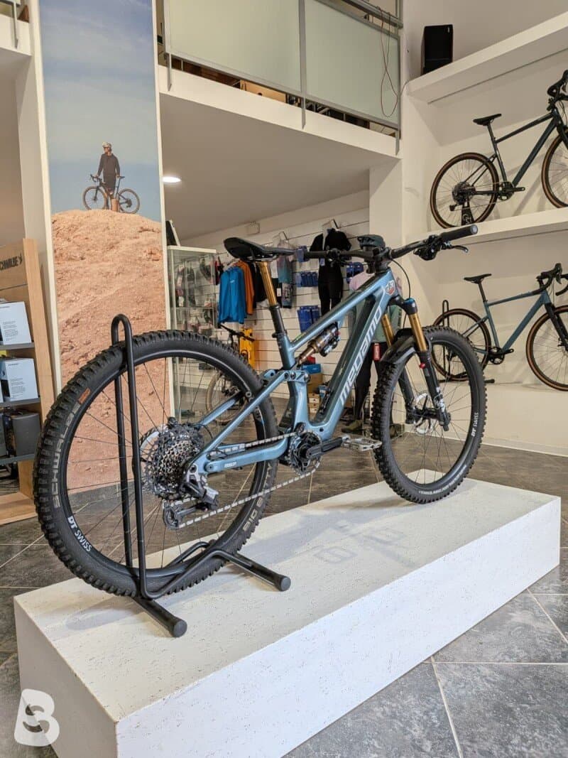 Megamo Reason Carbon 03 2026