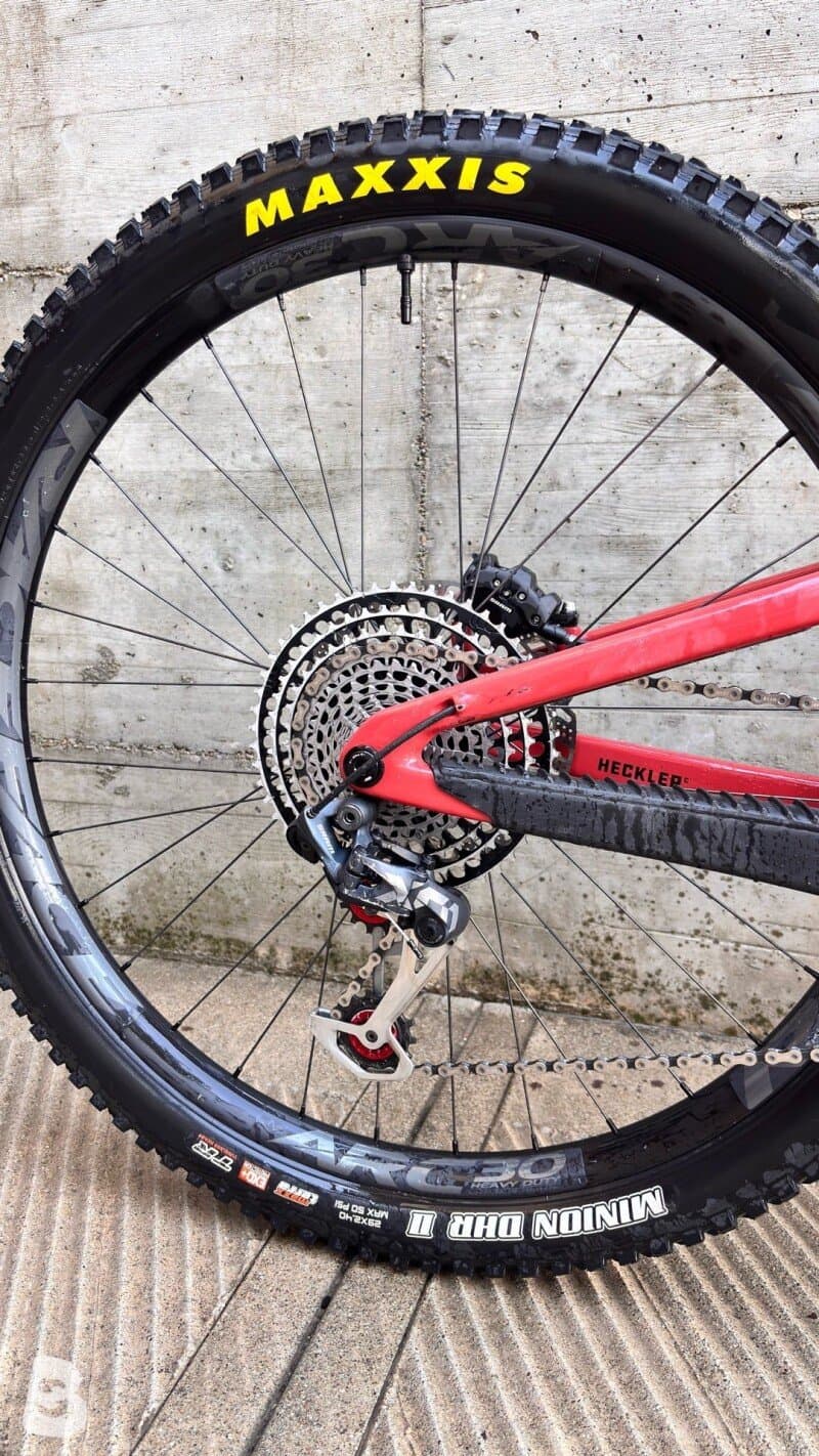 Santa Cruz Heckler C 2024