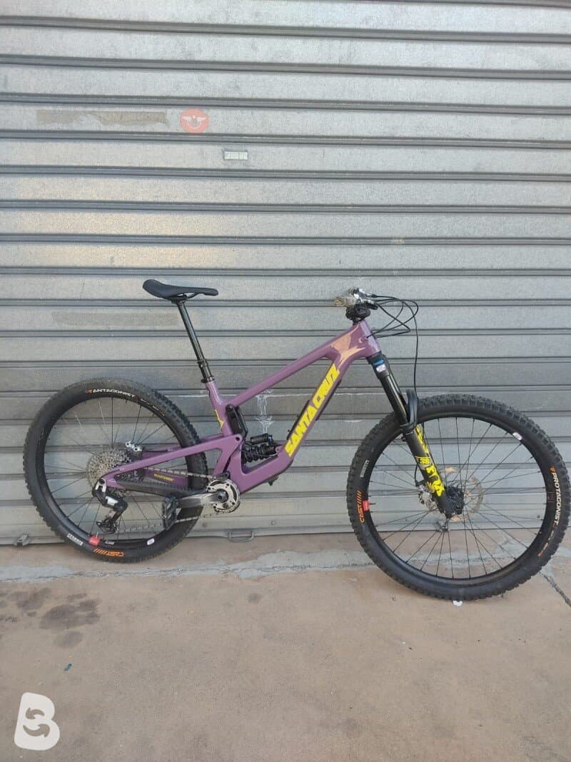 Santa Cruz megatower custom 2024