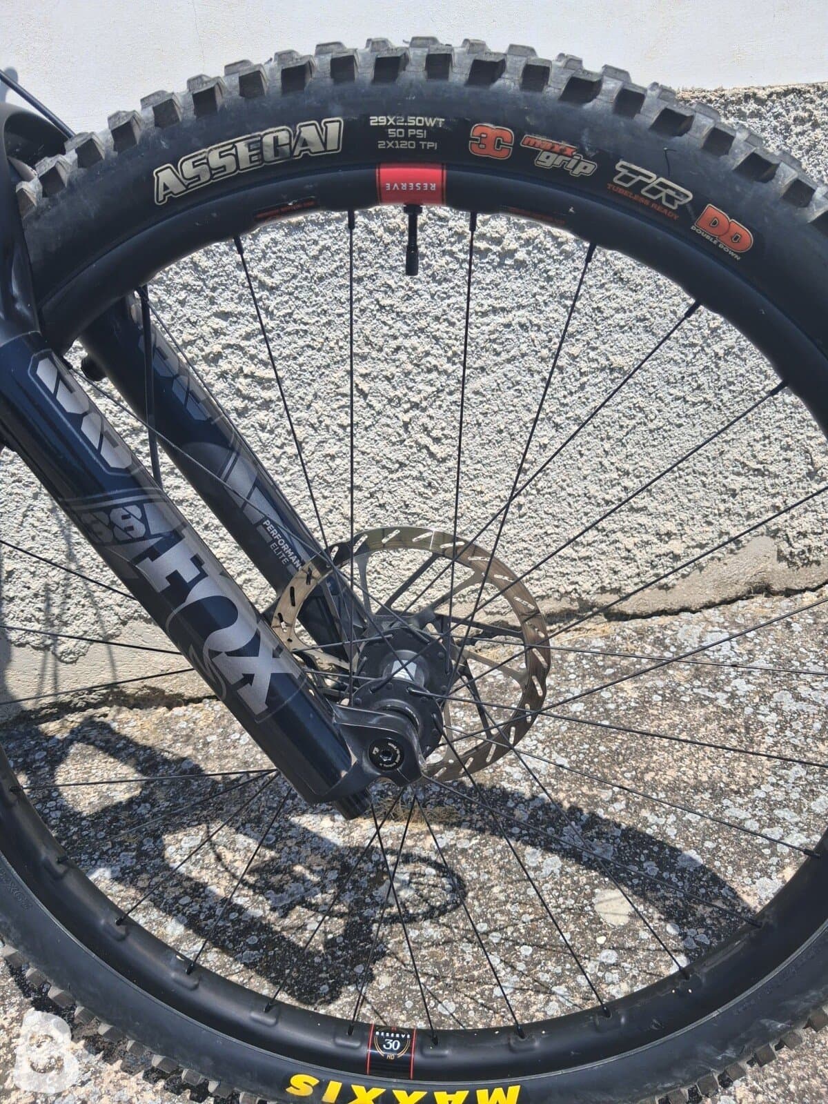 Santa Cruz MEGATOWER GX AXS Coil / Carbon C 2024
