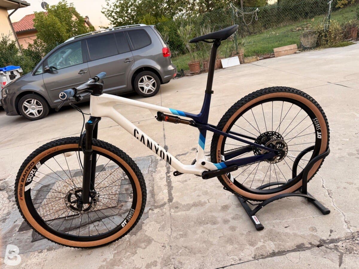 Canyon Lux World Cup CFR Team 2024