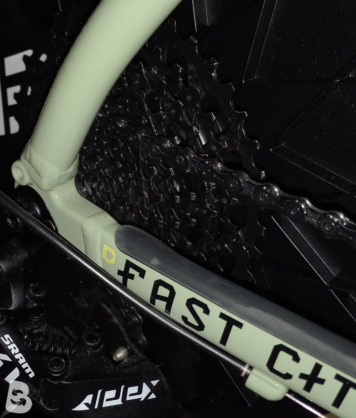 Commencal fcb 2021