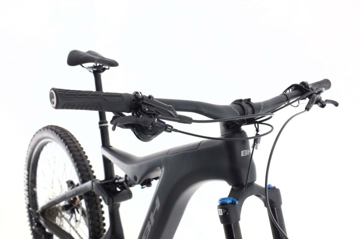 BH AtomX Lynx 8.7 XT 2025