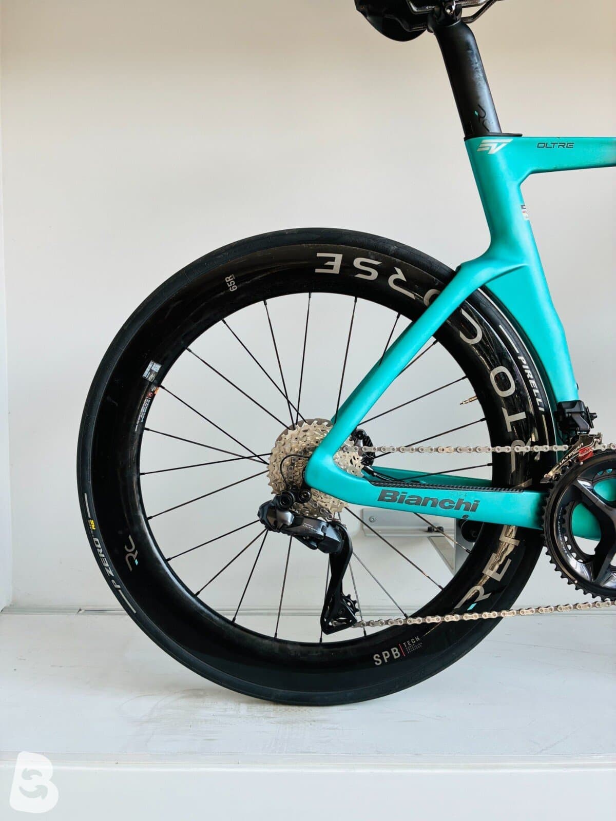 Bianchi Oltre PRO SHIMANO ULTEGRA DI2 2025