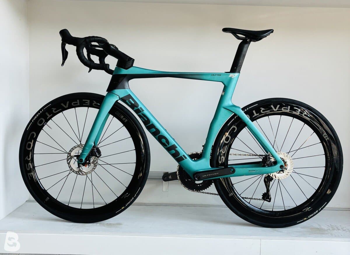 Bianchi Oltre PRO SHIMANO ULTEGRA DI2 2025