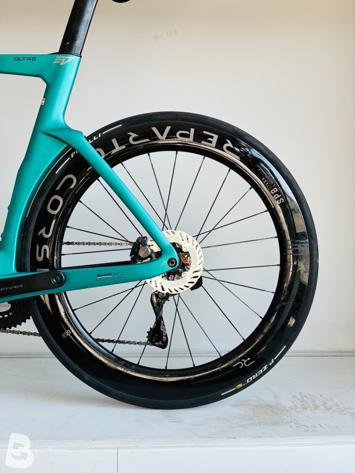 Bianchi Oltre PRO SHIMANO ULTEGRA DI2 2025