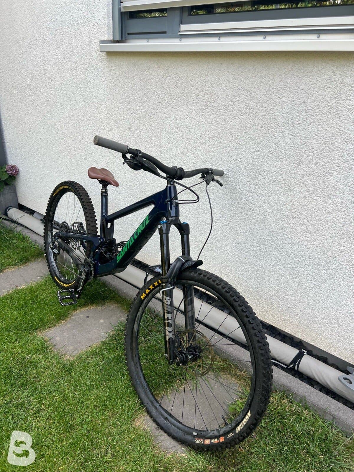 Santa Cruz MEGATOWER S / Carbon C 2023
