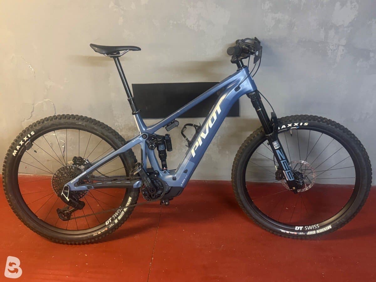Pivot Shuttle Am Pro 2026