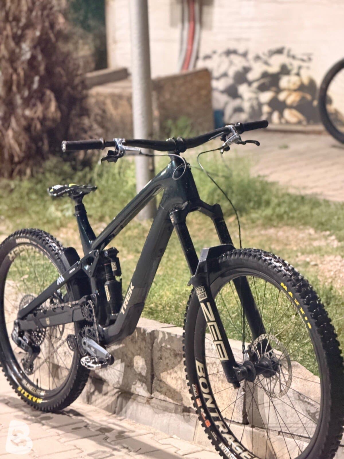 Trek Slash 9.8 GX AXS T-Type Gen 6 2024