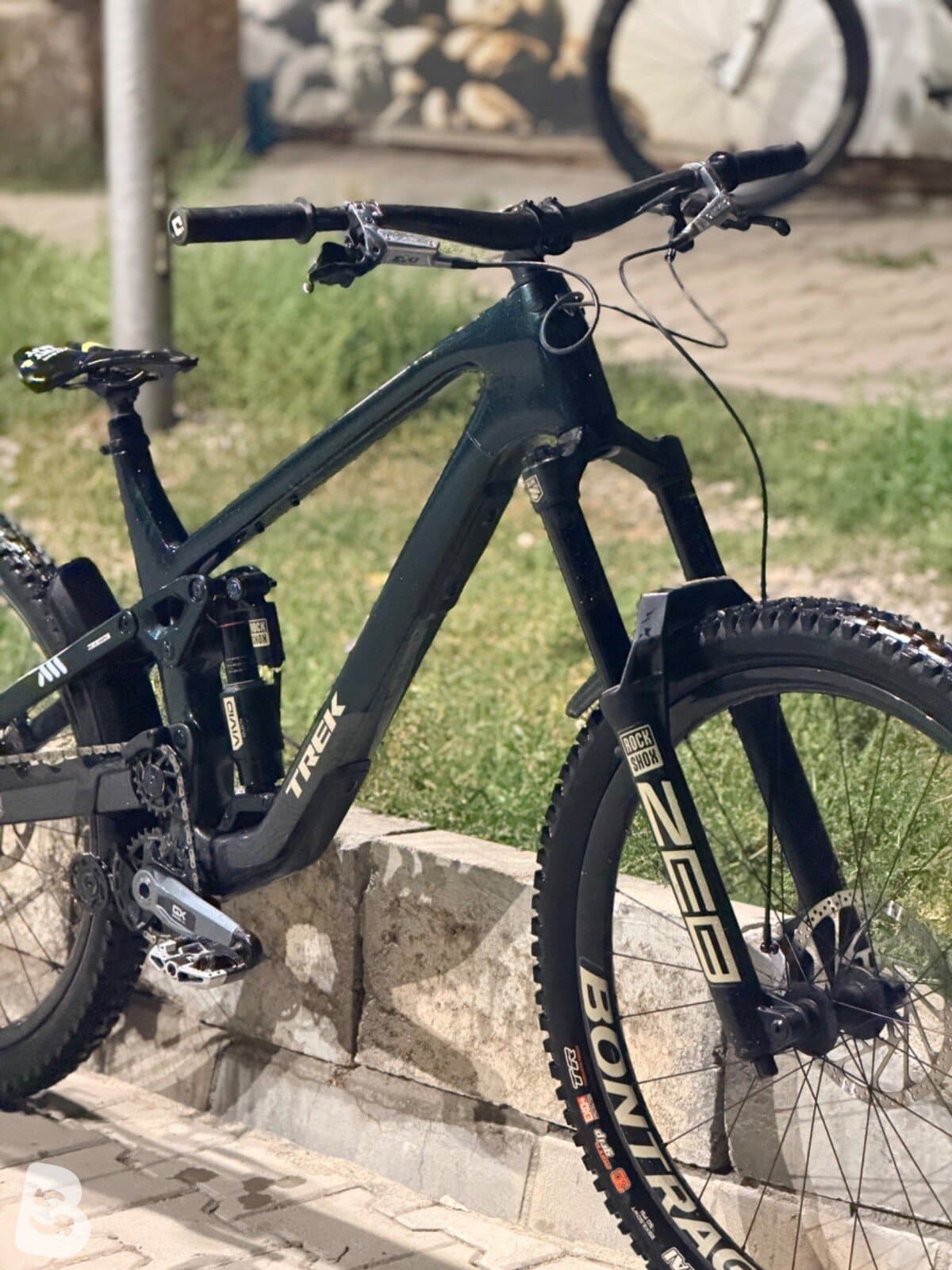 Trek Slash 9.8 GX AXS T-Type Gen 6 2024