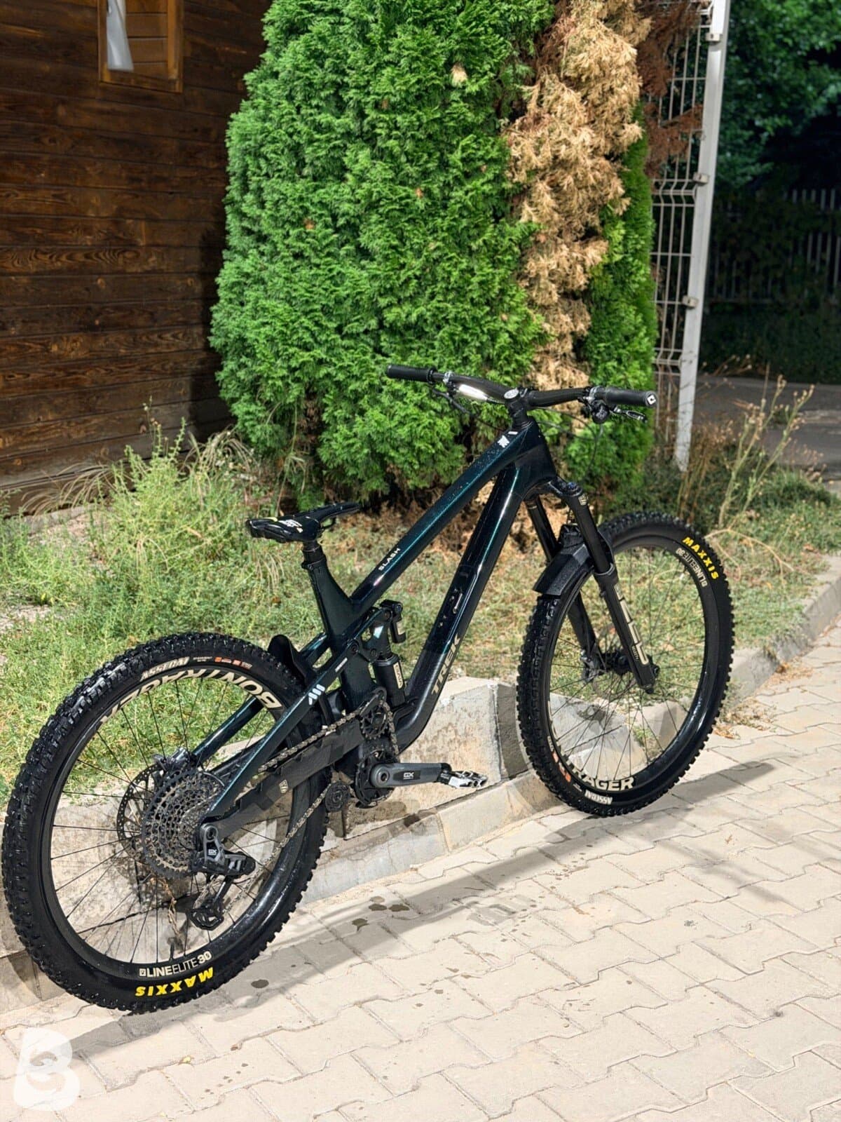 Trek Slash 9.8 GX AXS T-Type Gen 6 2024