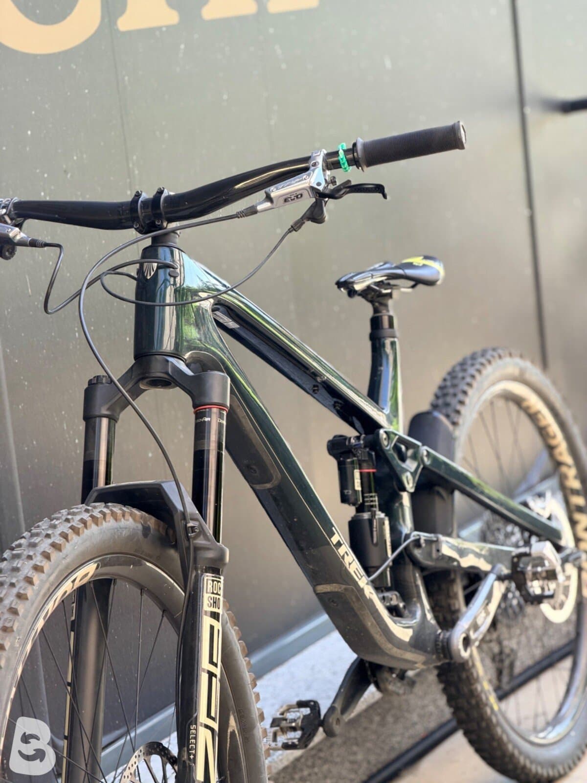 Trek Slash 9.8 GX AXS T-Type Gen 6 2024