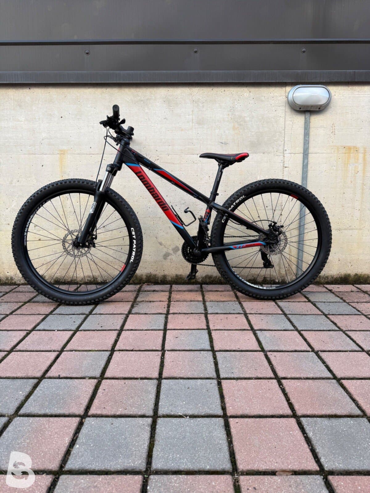 Lombardo Mozia 35cm Hard Tail Front Suspension Alloy Mountain Bike 2022