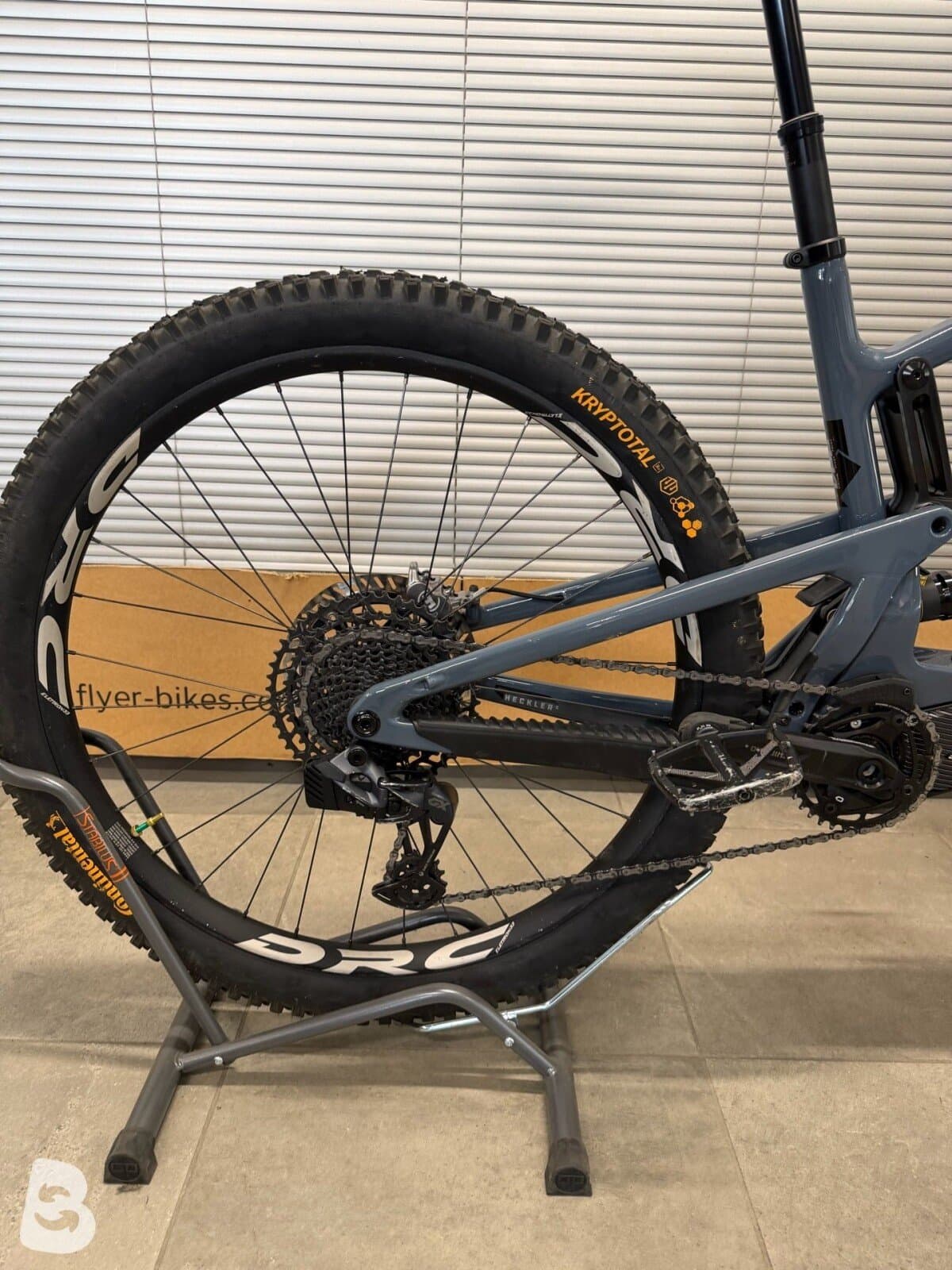 Santa Cruz HECKLER S / Carbon C / 29 2023