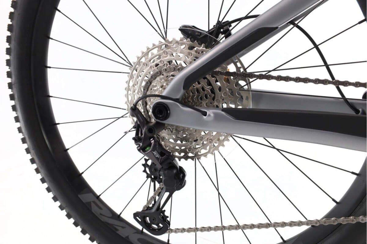 BH AtomX Lynx 9.7 Carbon XT 2022