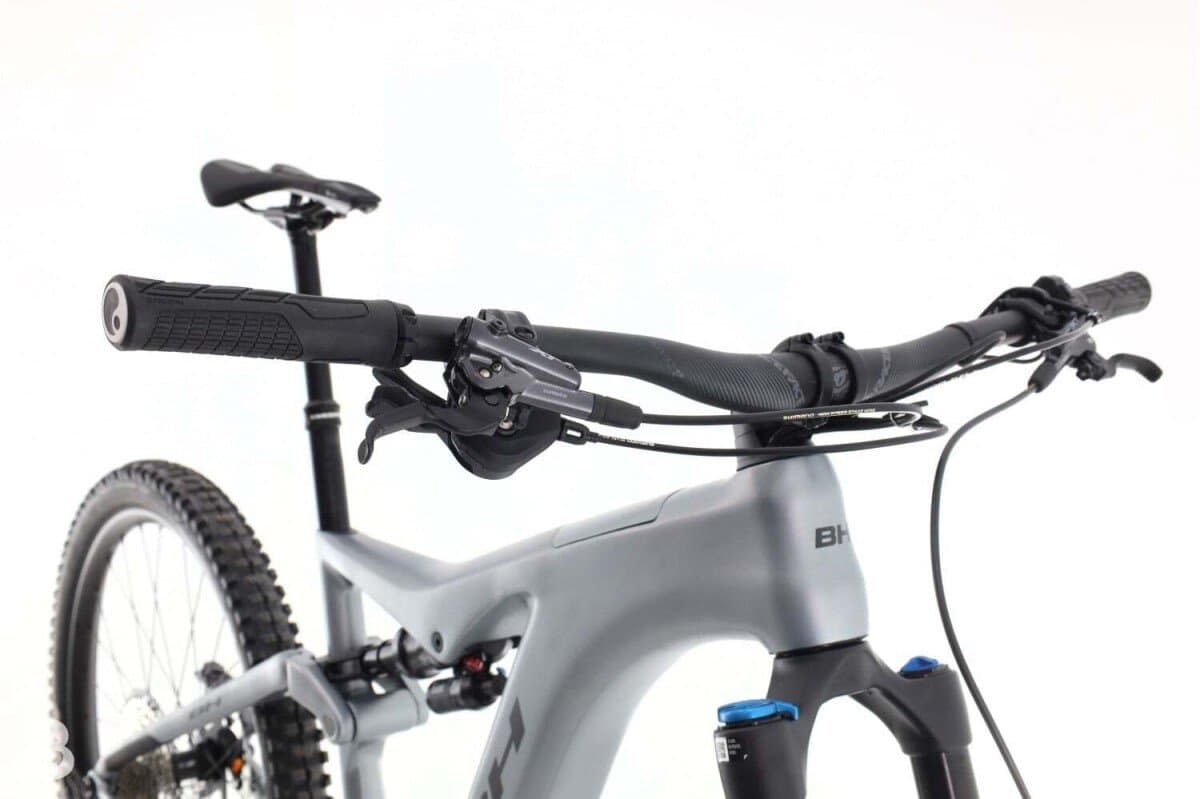 BH AtomX Lynx 9.8 XT 2025