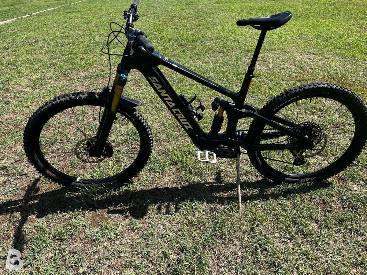 Santa Cruz BULLIT X01 AXS RSV / Carbon CC 2024