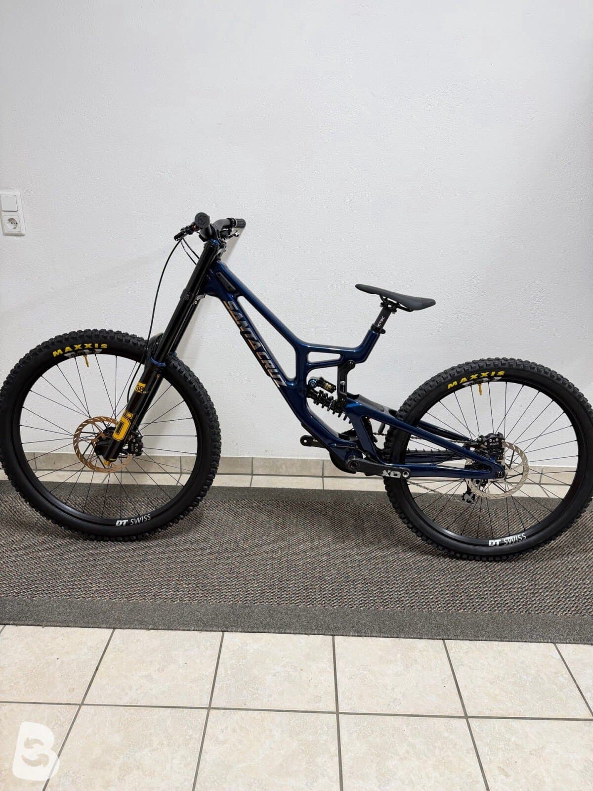 Santa Cruz V10 X01 2027