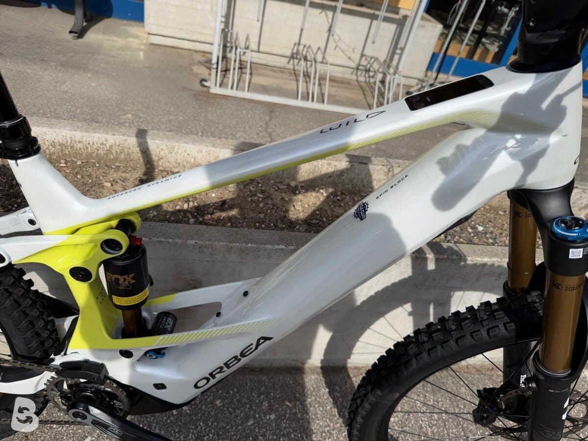 Orbea WILD M-TEAM 2025 Gen 5 + maggiorazioni Sram AXS 2025