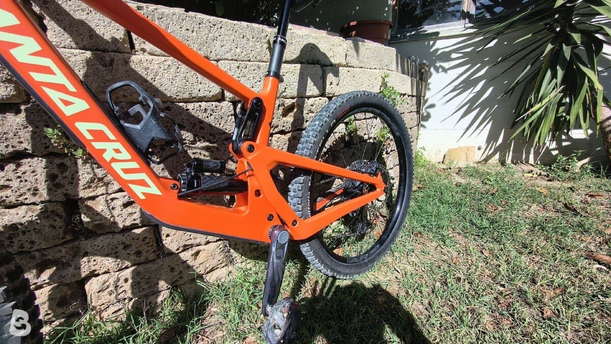 Santa Cruz Bronson S Carbon 2024
