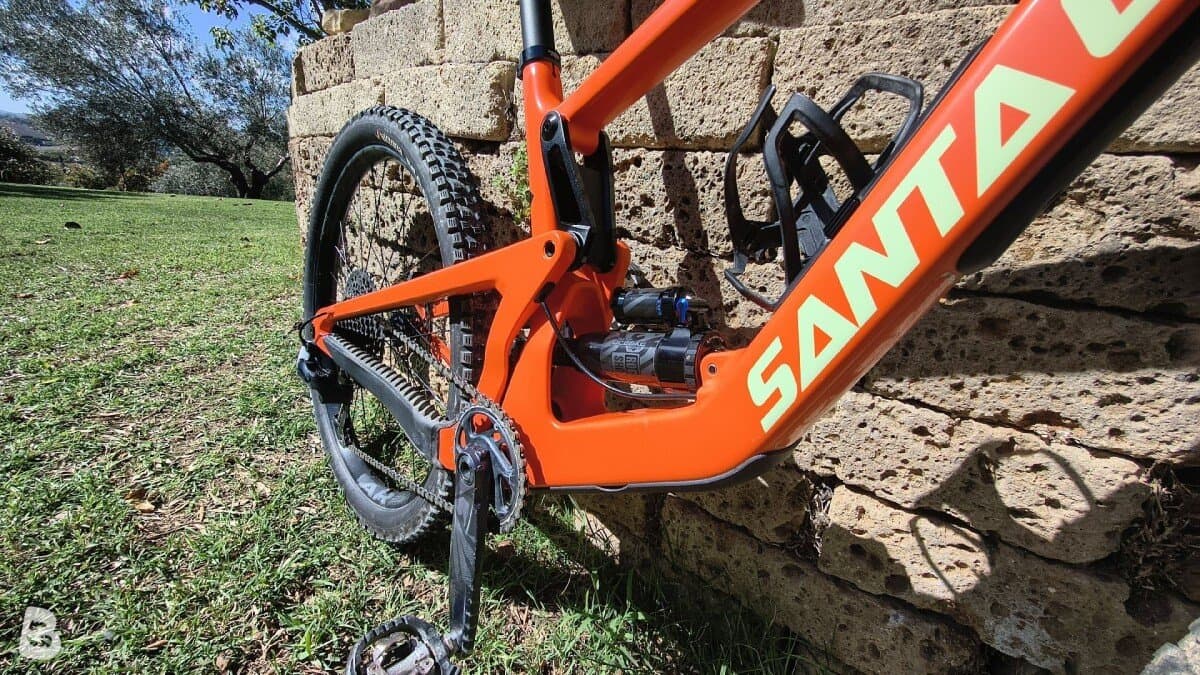 Santa Cruz Bronson S Carbon 2024