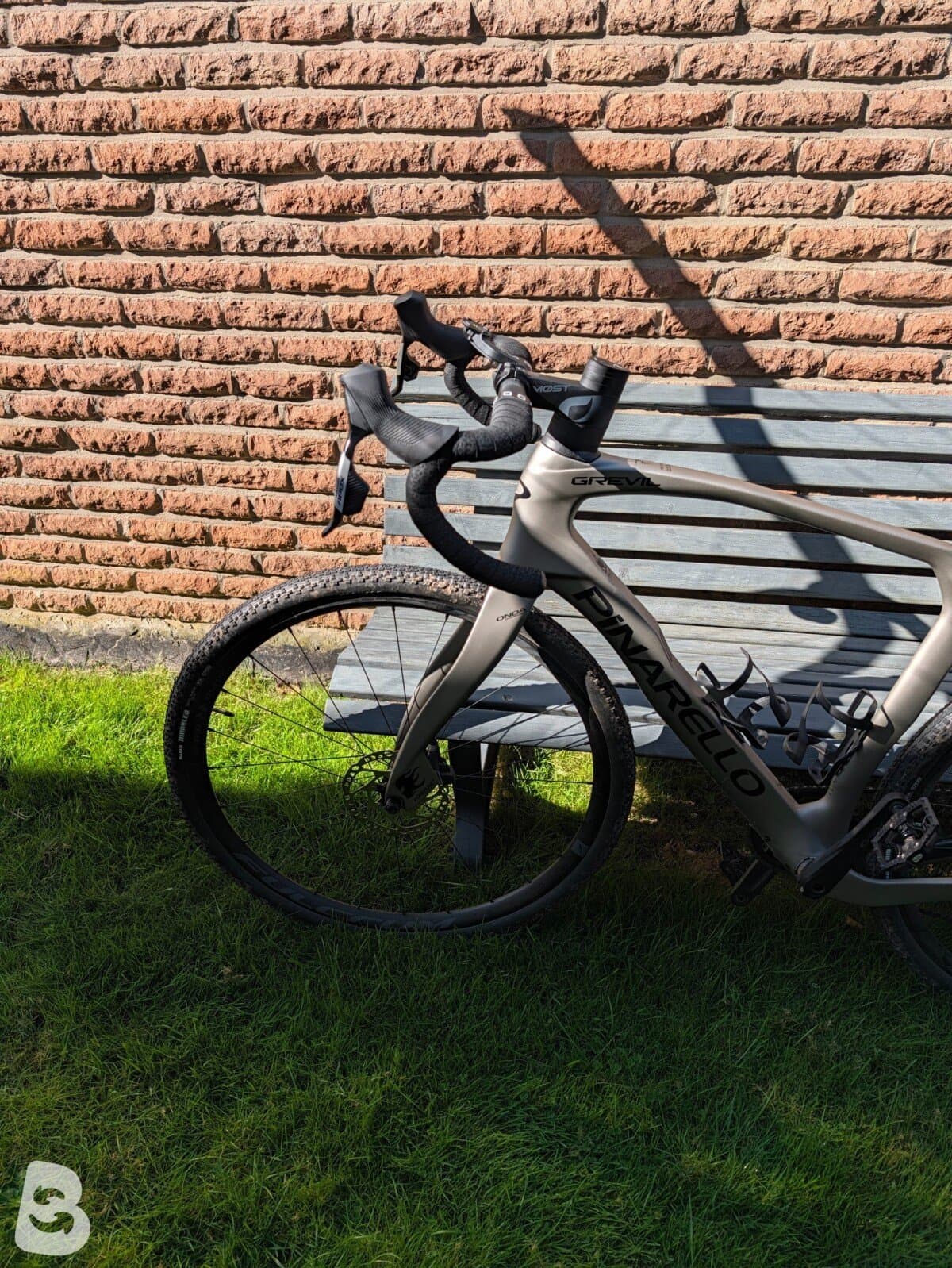 Pinarello Grevil F5 2024