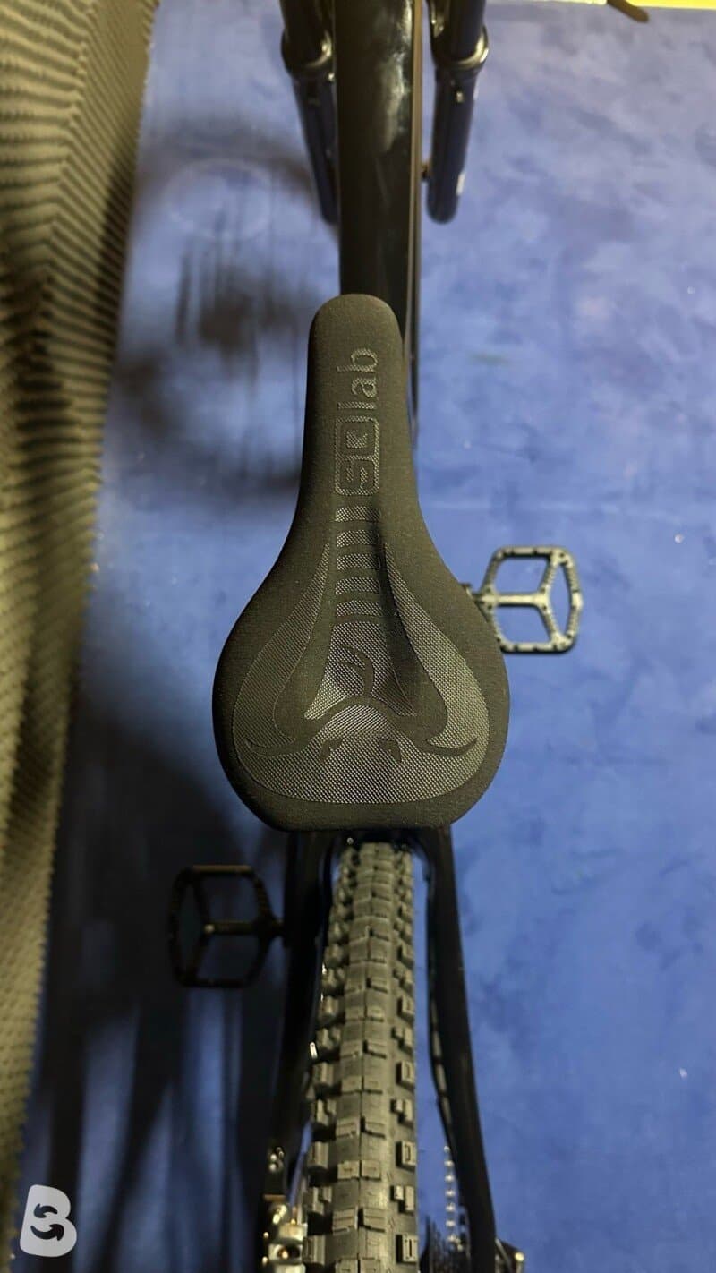 Santa Cruz V10 2025