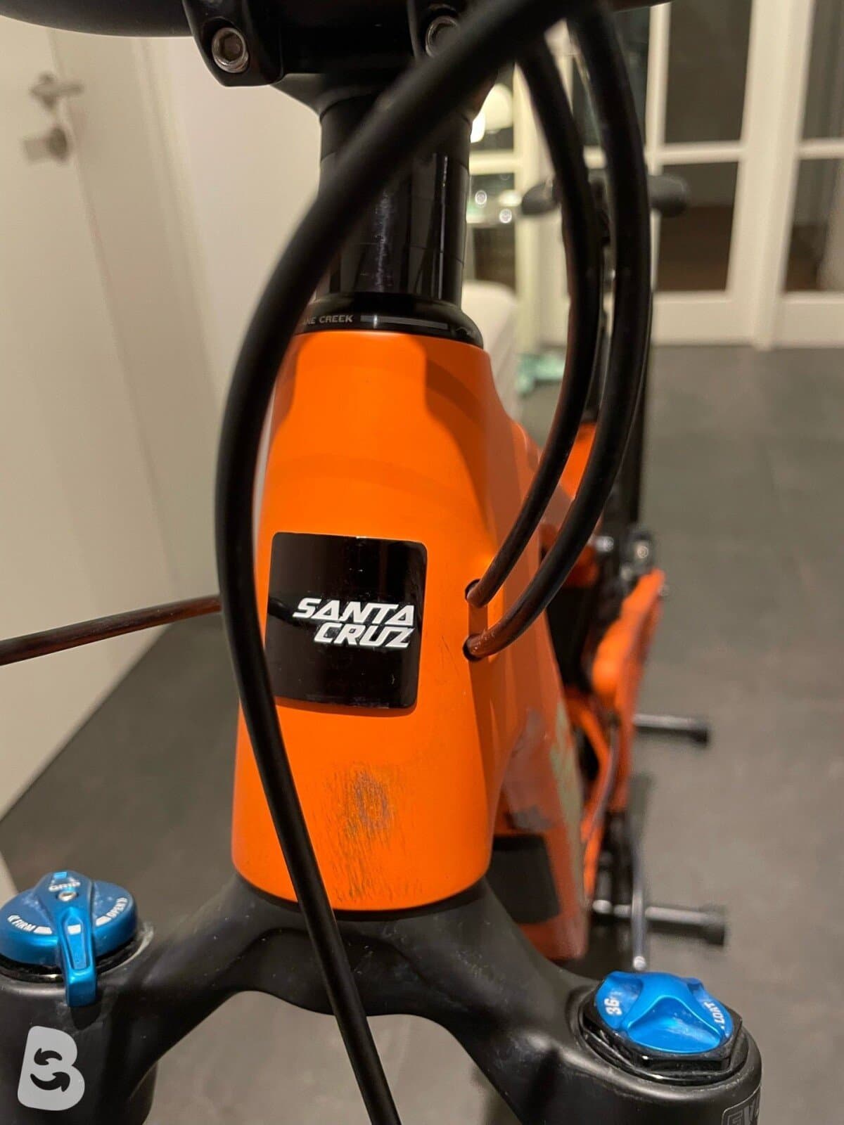 Santa Cruz Bronson Carbon L 2025