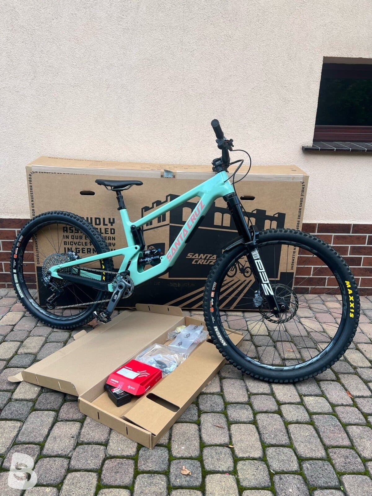 Santa Cruz Nomad 2025