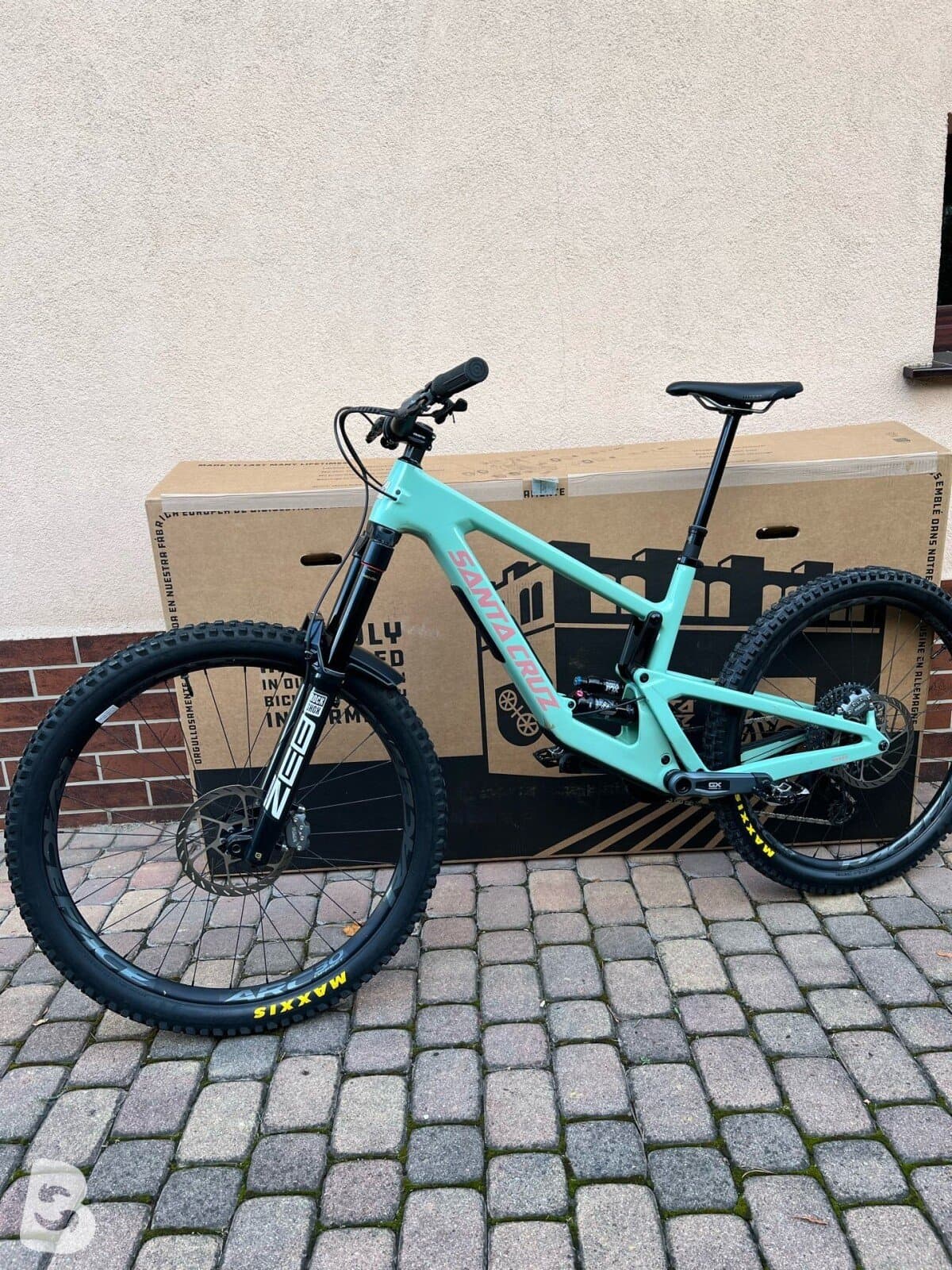 Santa Cruz Nomad 2025