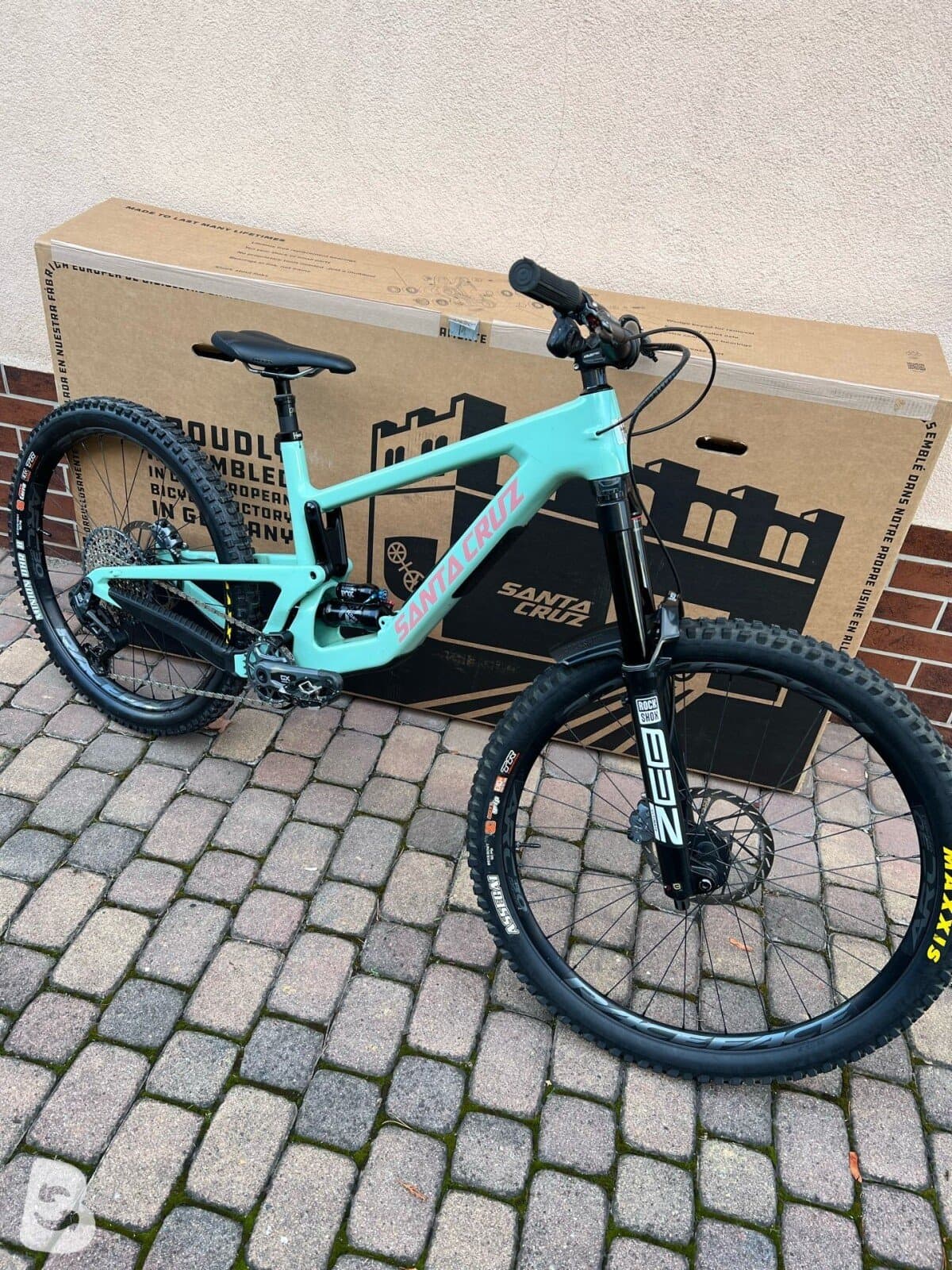 Santa Cruz Nomad 2025