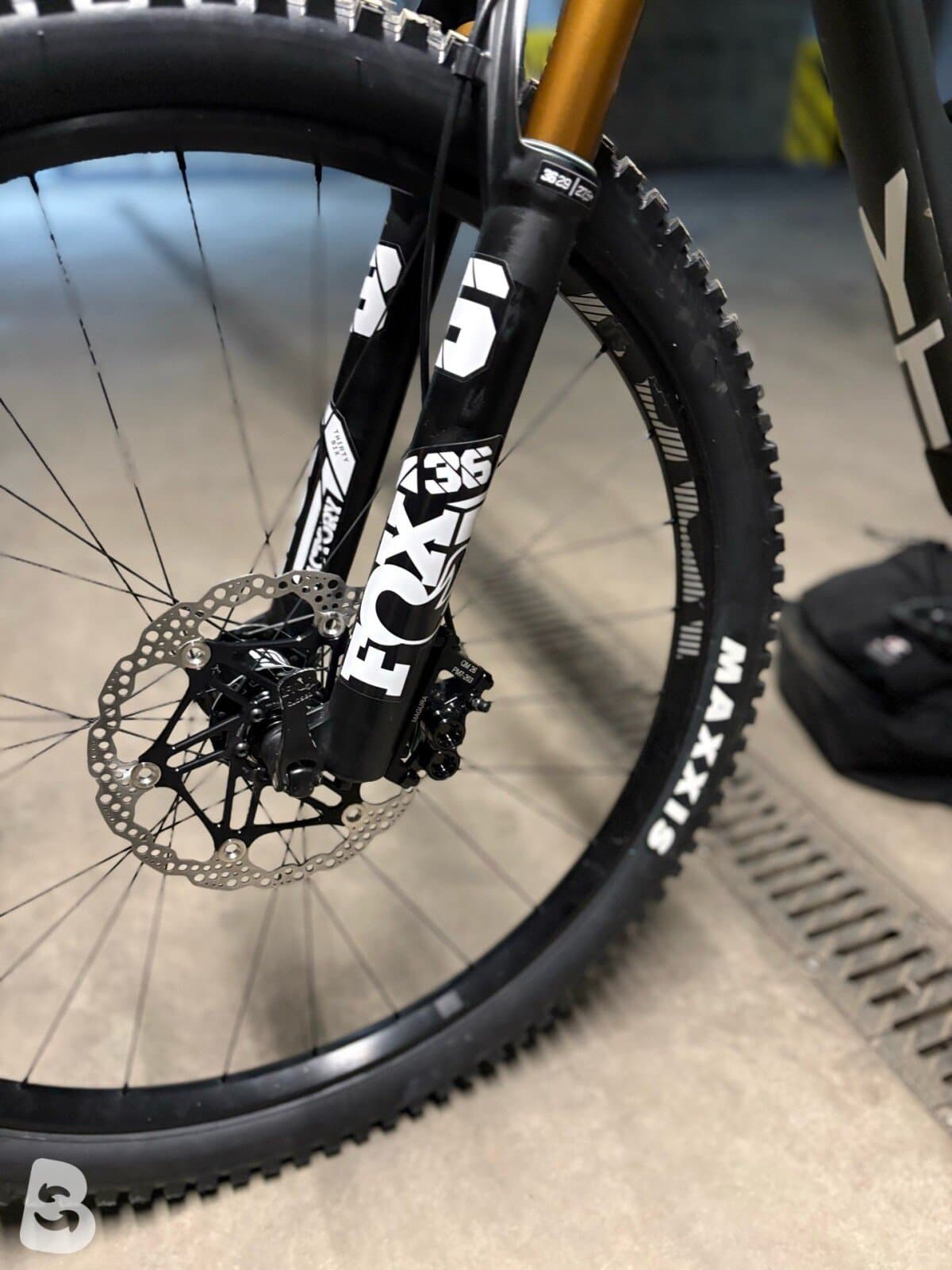 YT Industries Capra CF Pro Race 2019