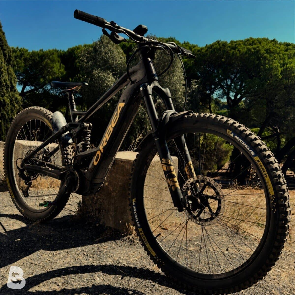 Orbea WILD FS M20 with 2 batteries (625w + 500w) and unlocked 2023