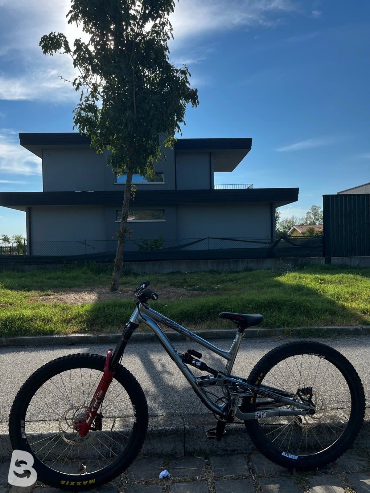 Commencal CLASH RACE 2020