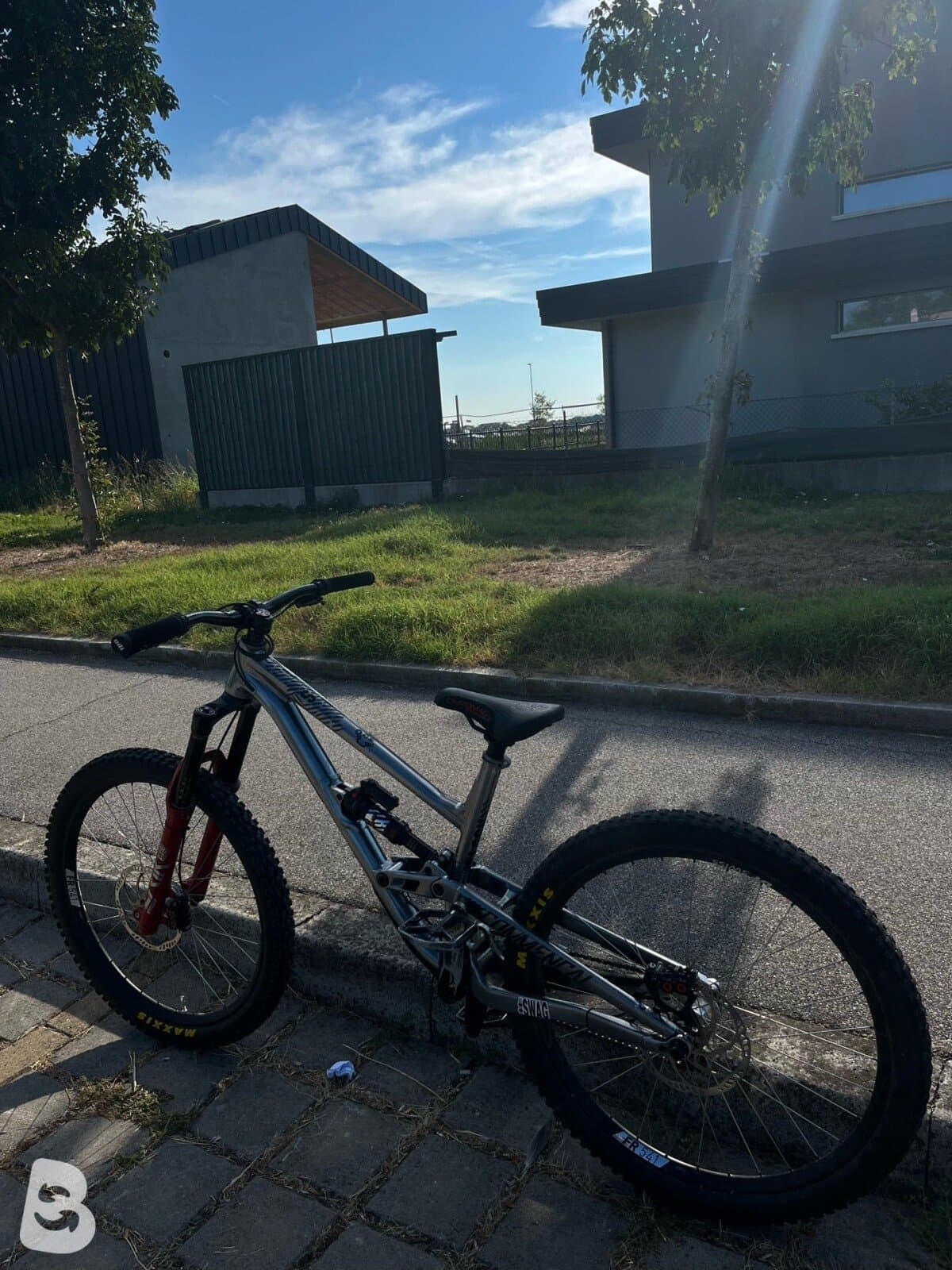 Commencal CLASH RACE 2020